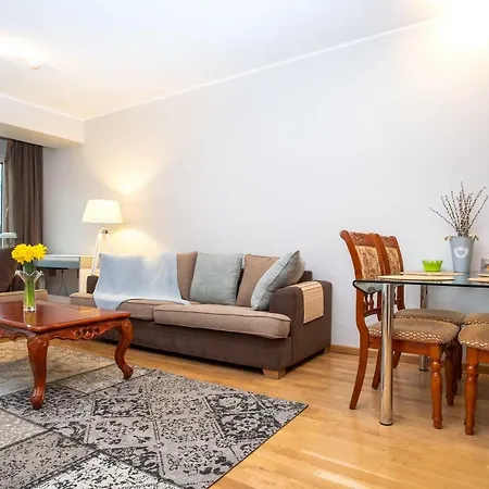 아파트 Dream - City Center With Balcony & Parking